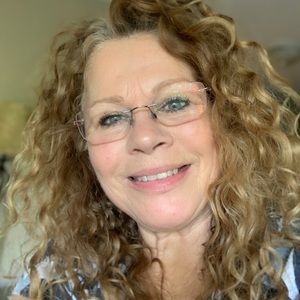 Meet your Posher, Joanne